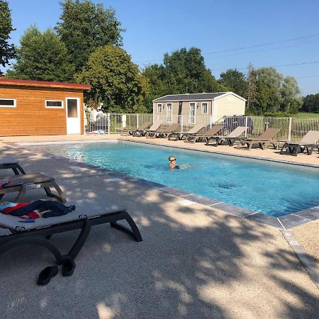 Saint-Etienne-du-Bois  Camping Du Sevron מראה חיצוני תמונה