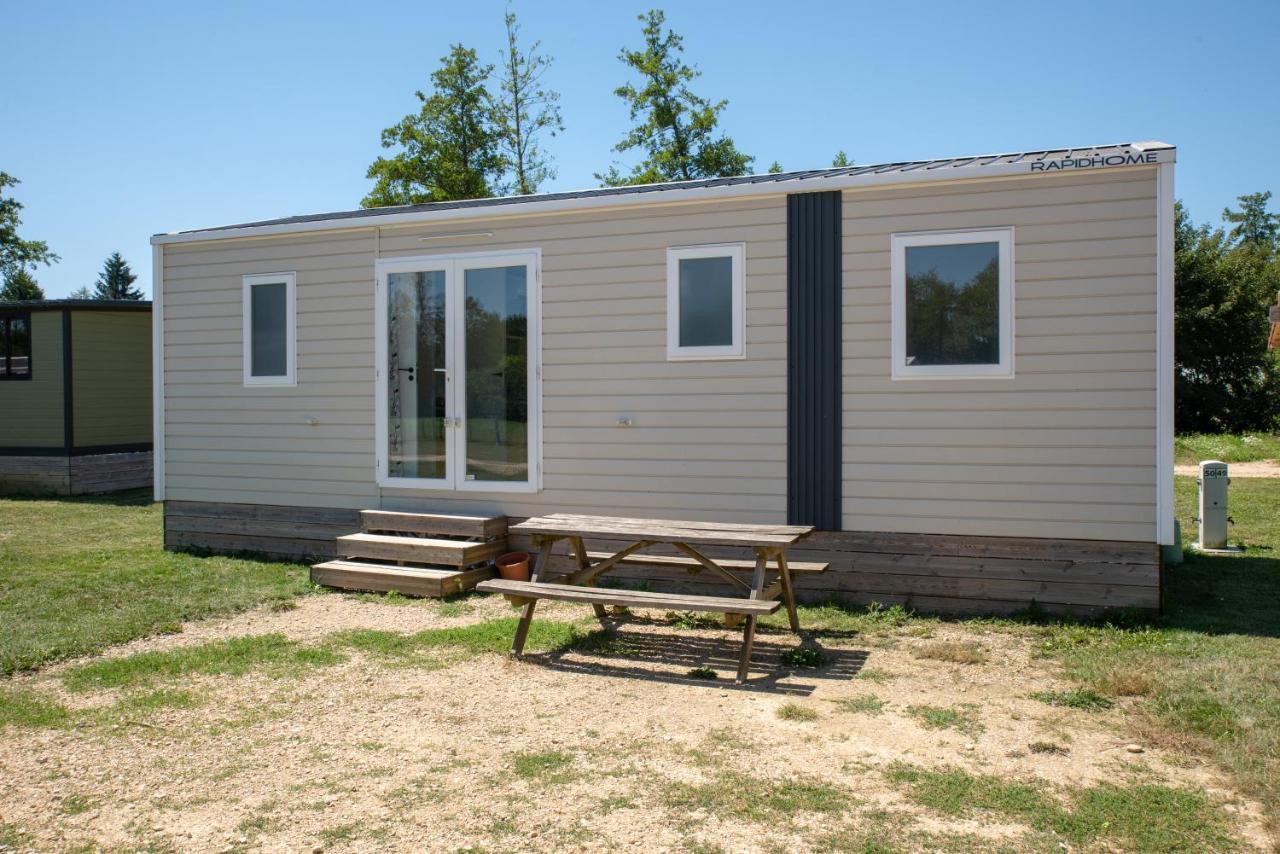 Saint-Etienne-du-Bois  Camping Du Sevron מראה חיצוני תמונה