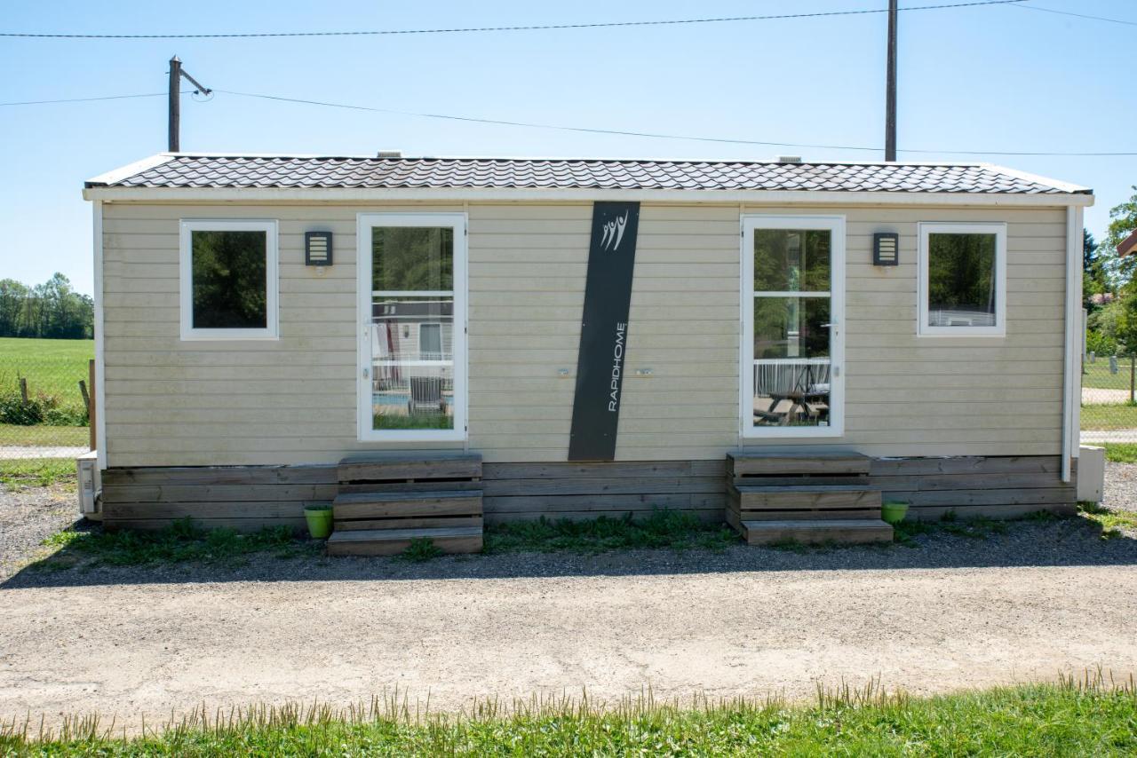 Saint-Etienne-du-Bois  Camping Du Sevron מראה חיצוני תמונה